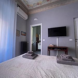 Camera deluxe